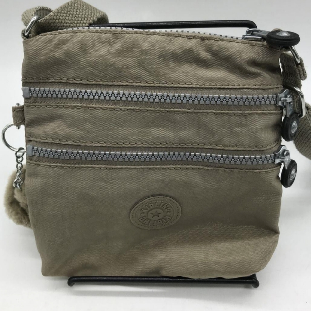 Kipling crossbody